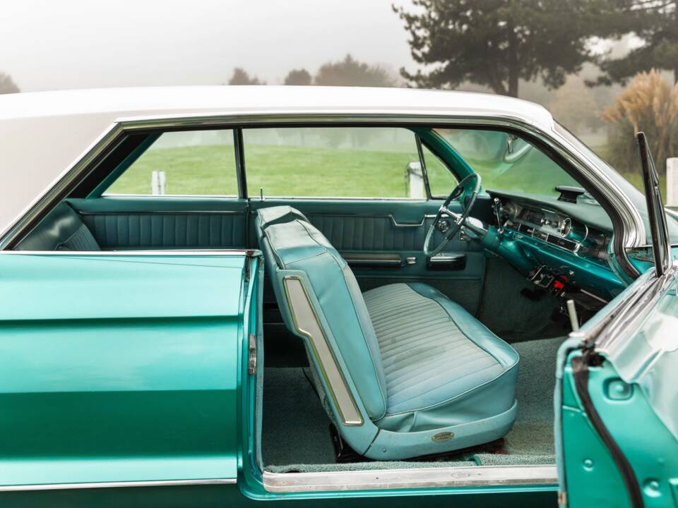 Immagine 40/48 di Cadillac Coupe DeVille (1962)