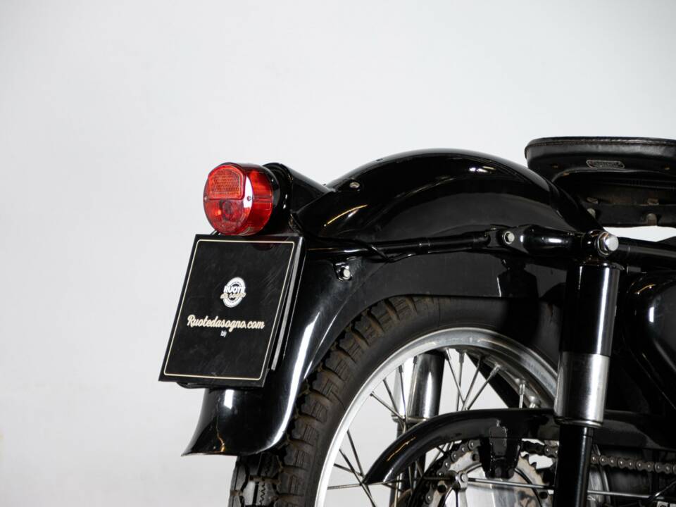 Imagen 11/50 de Gilera Saturno (1963)