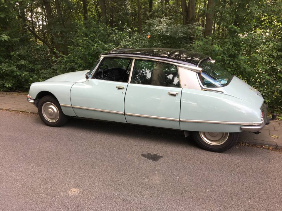 Image 86/95 of Citroën DS 21 Pallas (1973)