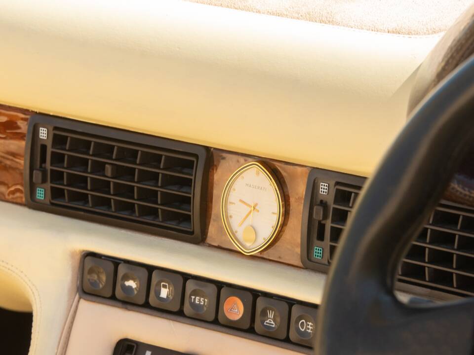 Bild 15/42 von Maserati Biturbo Spyder i (1988)