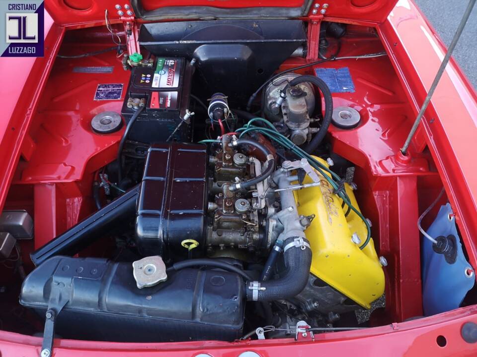 Image 34/43 of Lancia Fulvia Coupe HF 1.6 (Lusso) (1971)