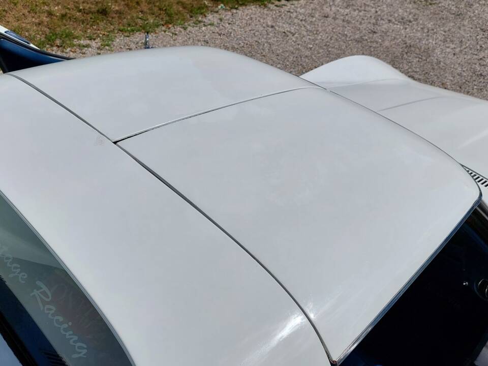 Bild 25/33 von Chevrolet Corvette Stingray (1971)