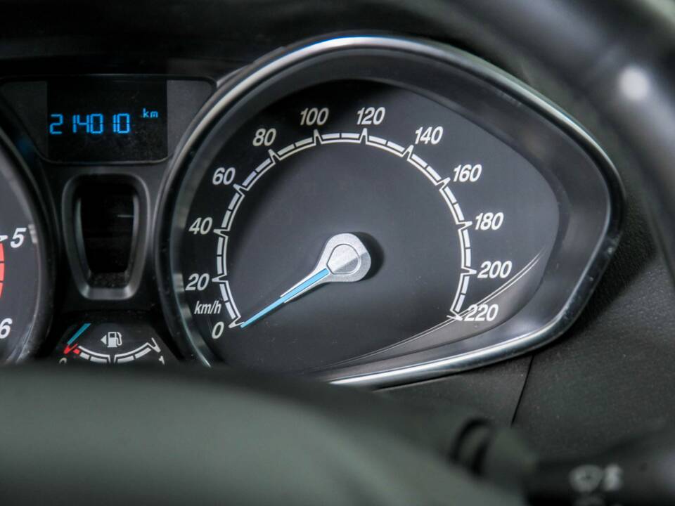 Bild 24/50 von Ford Fiesta 1.5 TDCi (2016)