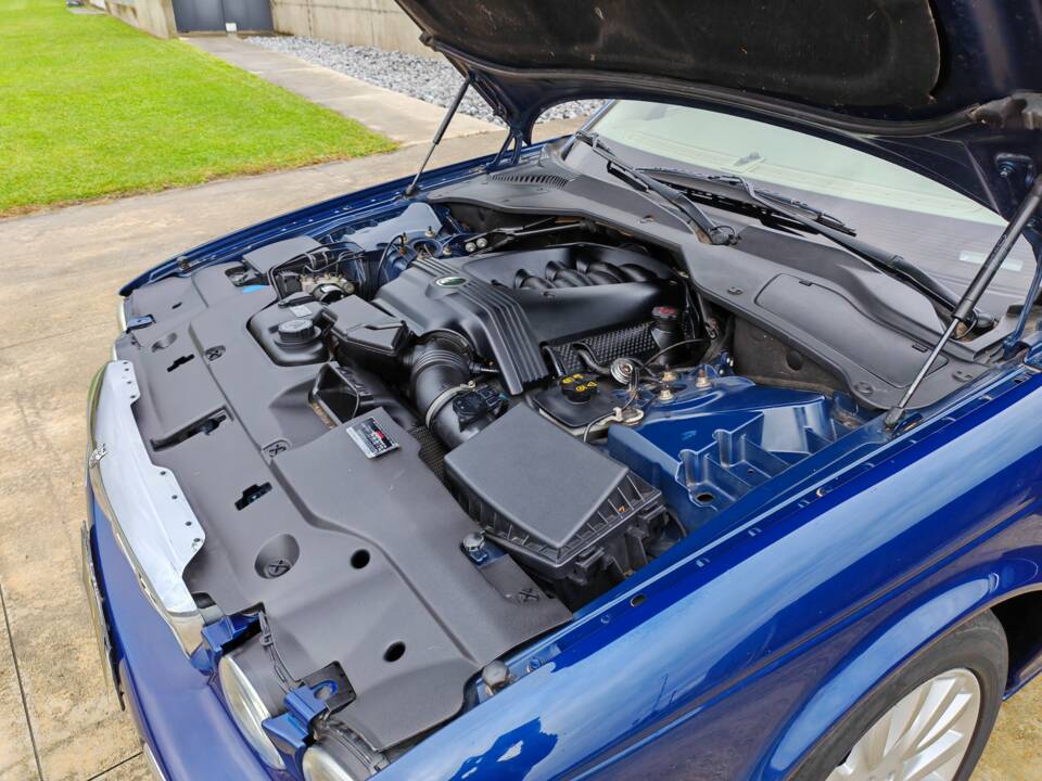 Bild 49/50 von Jaguar XJ 8 3.5 (2003)