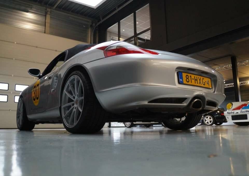 Immagine 42/50 di Porsche Boxster (2003)