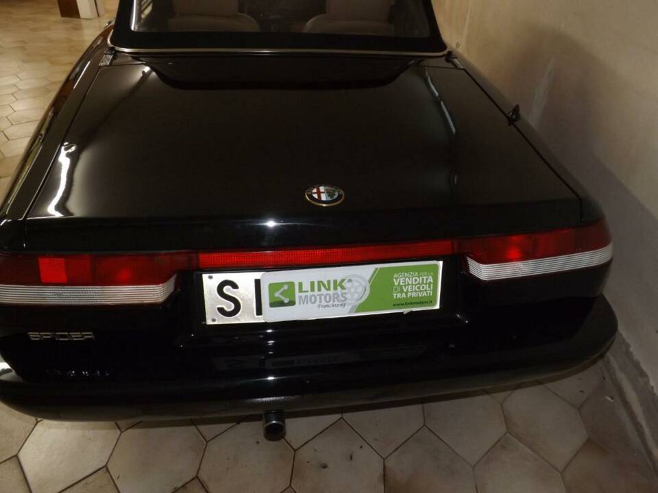 Bild 36/50 von Alfa Romeo 1.6 Spider (1991)