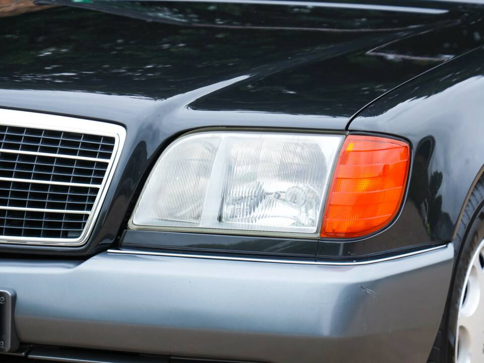 Bild 26/50 von Mercedes-Benz 400 SE (1991)