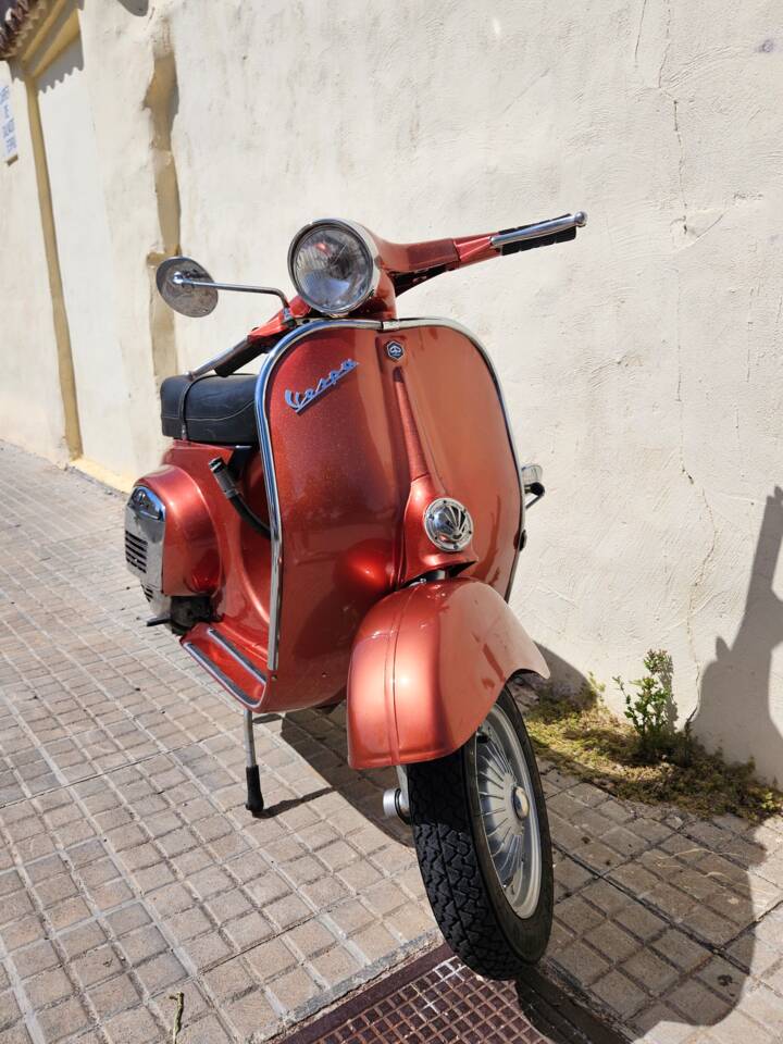 Immagine 9/88 di Motovespa Vespa 125 SL (1975)