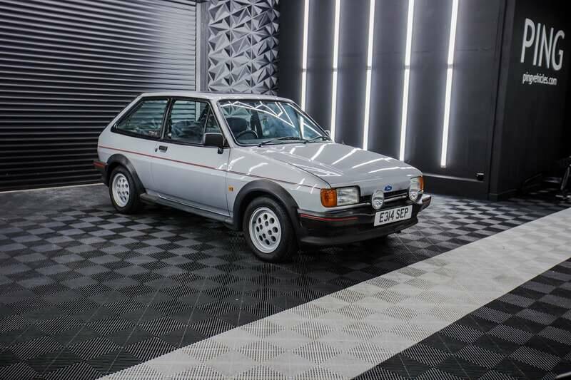 Image 19/50 de Ford Fiesta XR2 (1987)