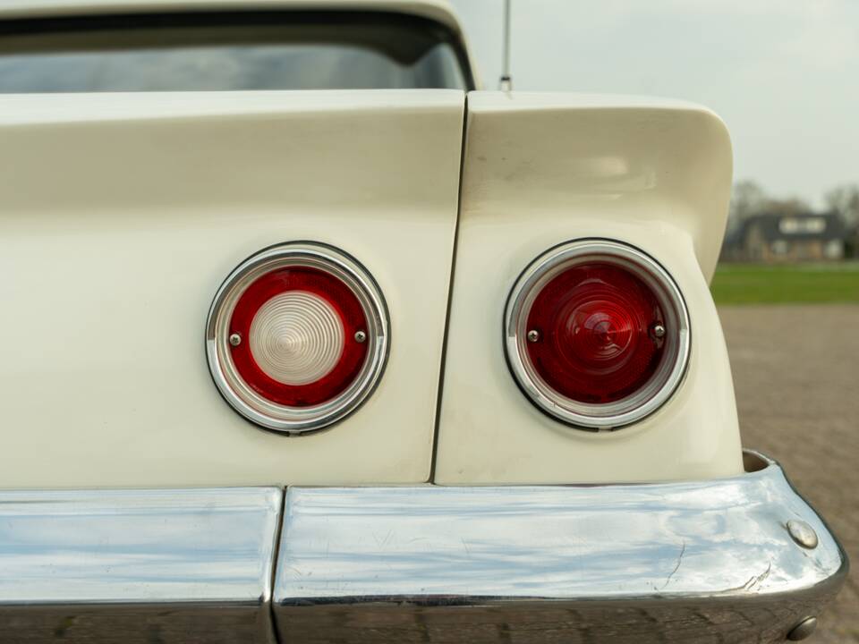 Bild 22/100 von Chevrolet Biscayne (1961)