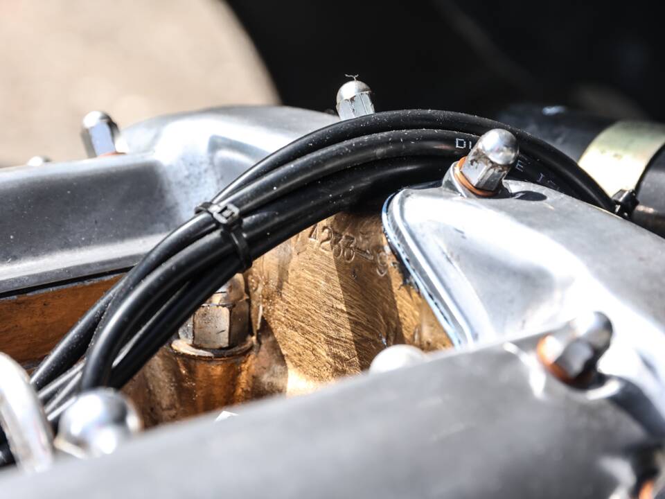 Bild 24/44 von Jaguar E-Type 4.2 (1964)