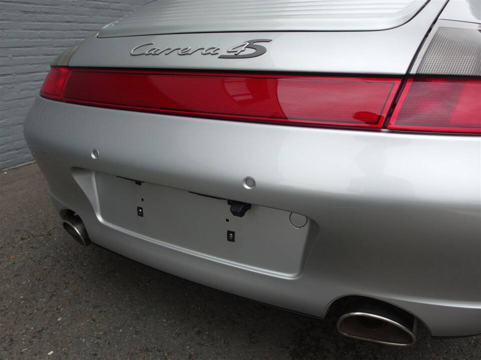 Bild 25/100 von Porsche 911 Carrera 4S (2002)