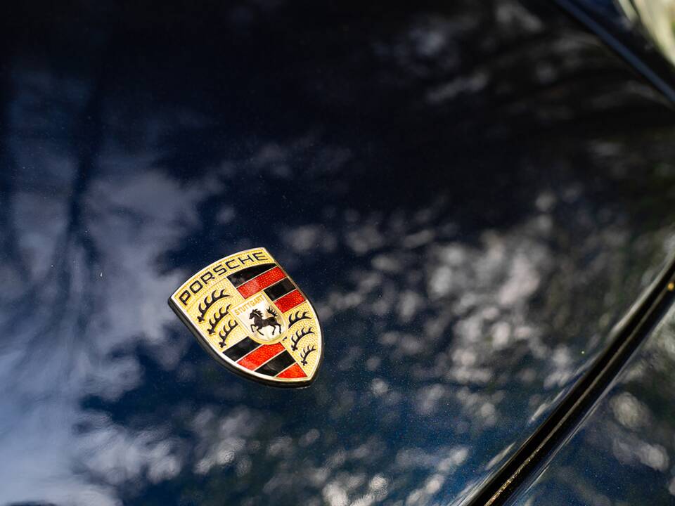 Immagine 16/47 di Porsche 911 Carrera (1994)