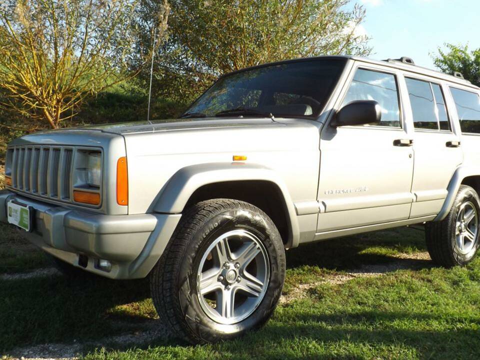 Image 2/50 of Jeep Cherokee 2.5 TD (2000)