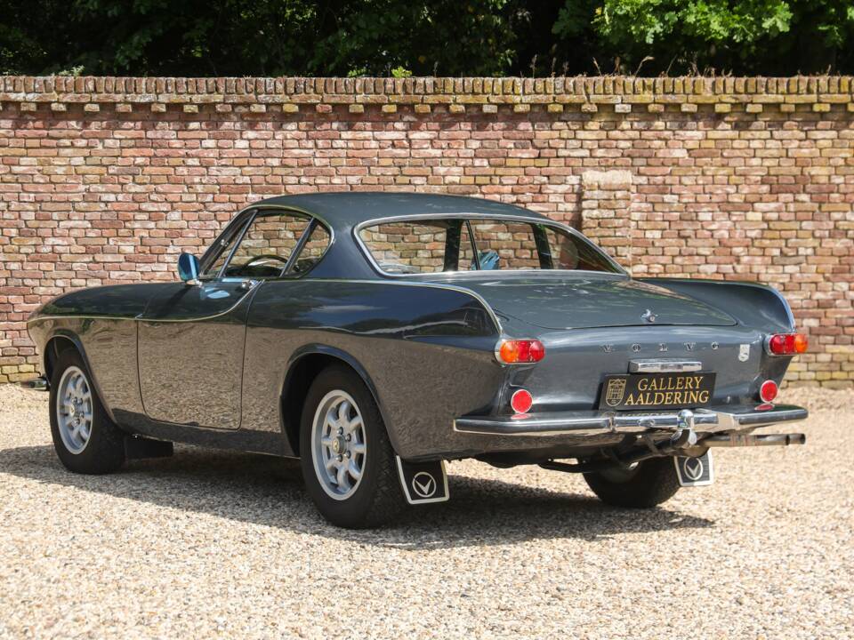 Image 2/50 de Volvo 1800 S (1966)
