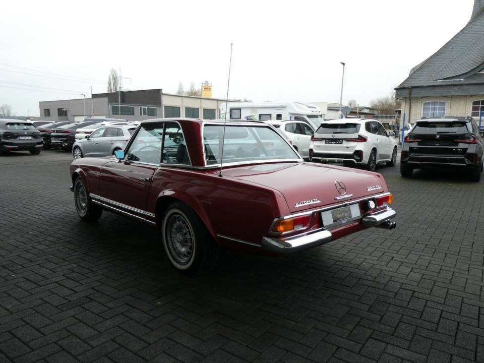 Bild 6/27 von Mercedes-Benz 280 SL (1970)