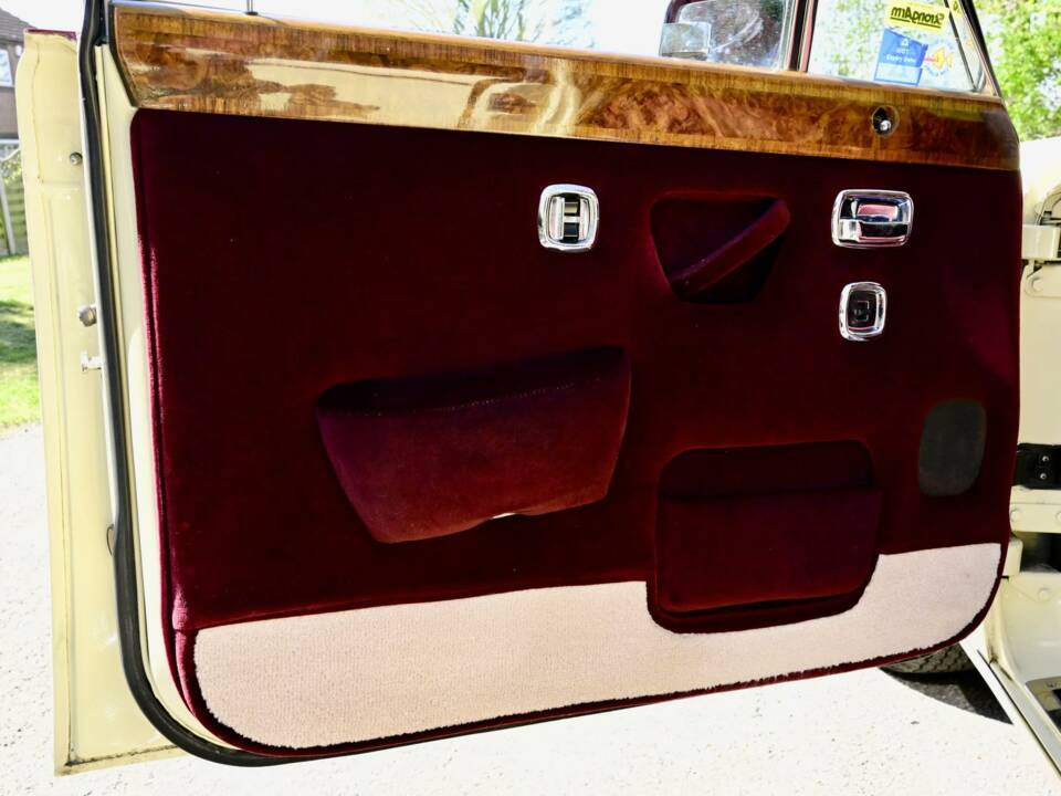 Bild 36/50 von Rolls-Royce Silver Shadow I (1977)