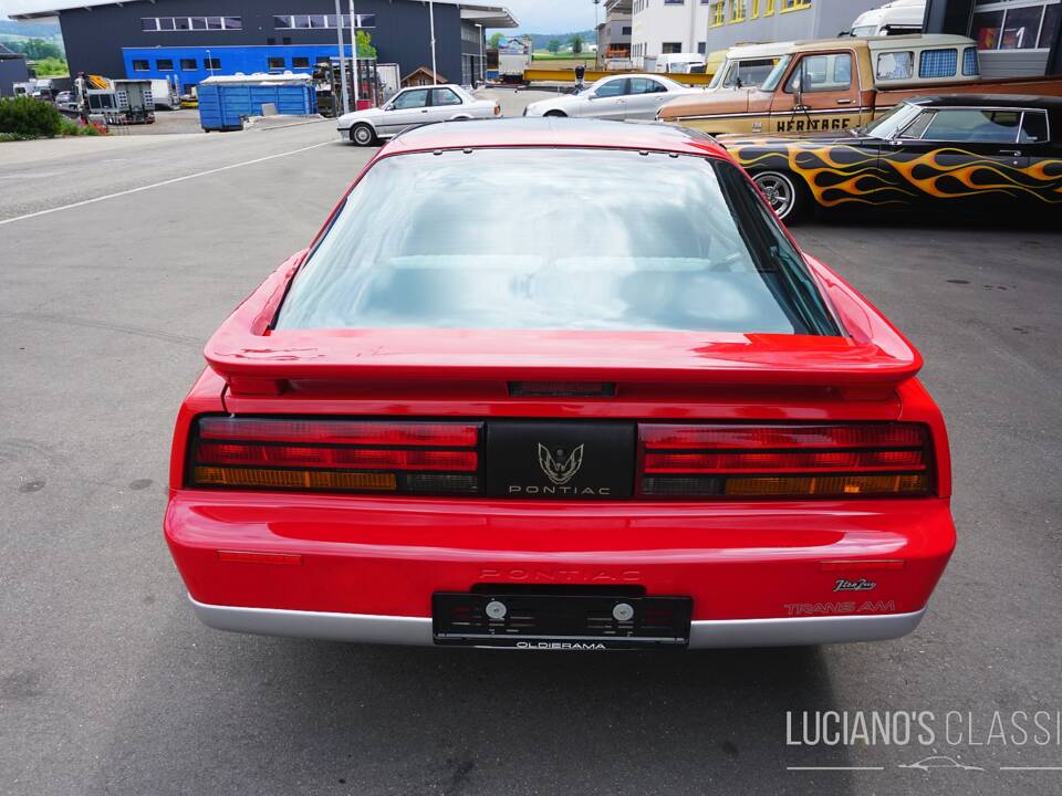 Bild 9/66 von Pontiac Firebird TransAm (1989)