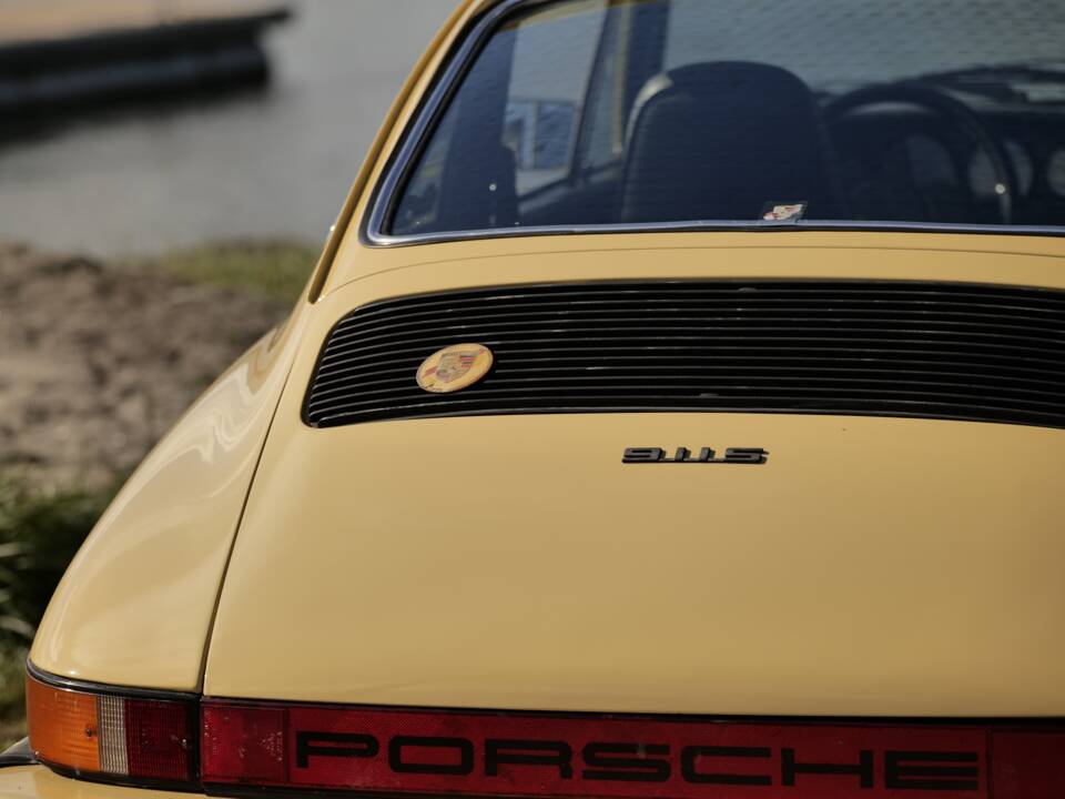Image 12/77 de Porsche 911 2.7 S (1974)
