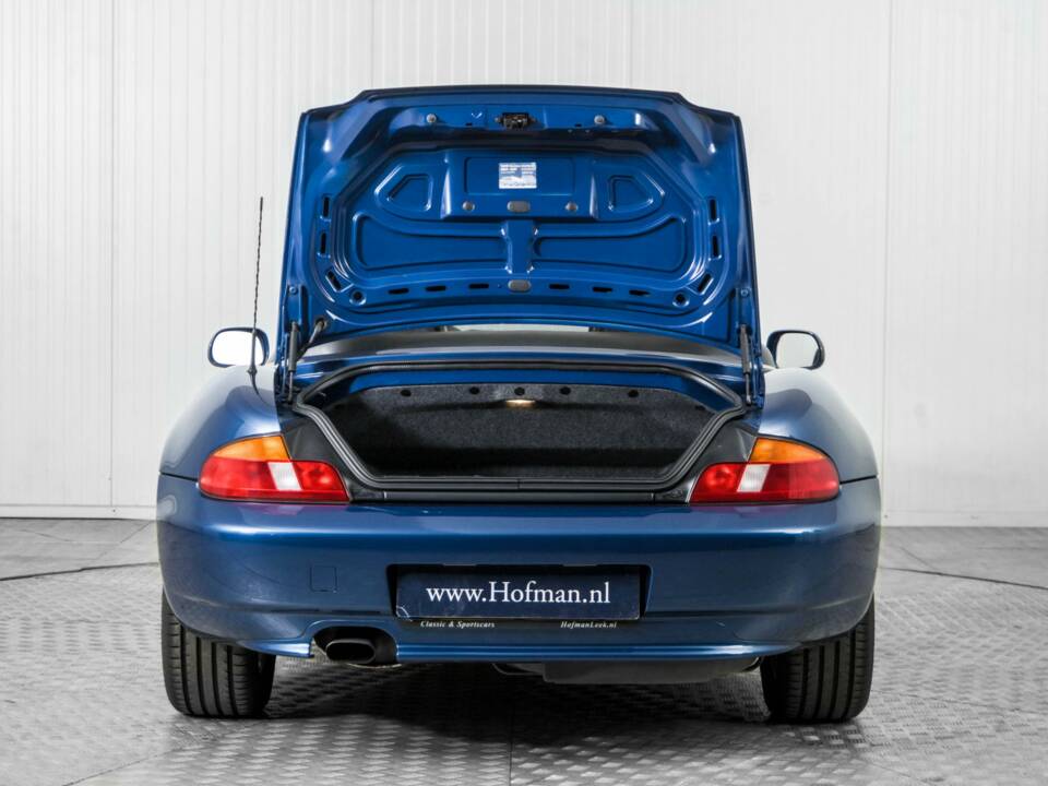 Bild 40/50 von BMW Z3 1.9i (2000)