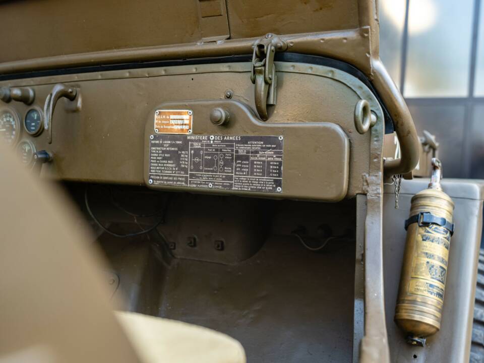 Imagen 44/50 de Hotchkiss M 201 (1963)