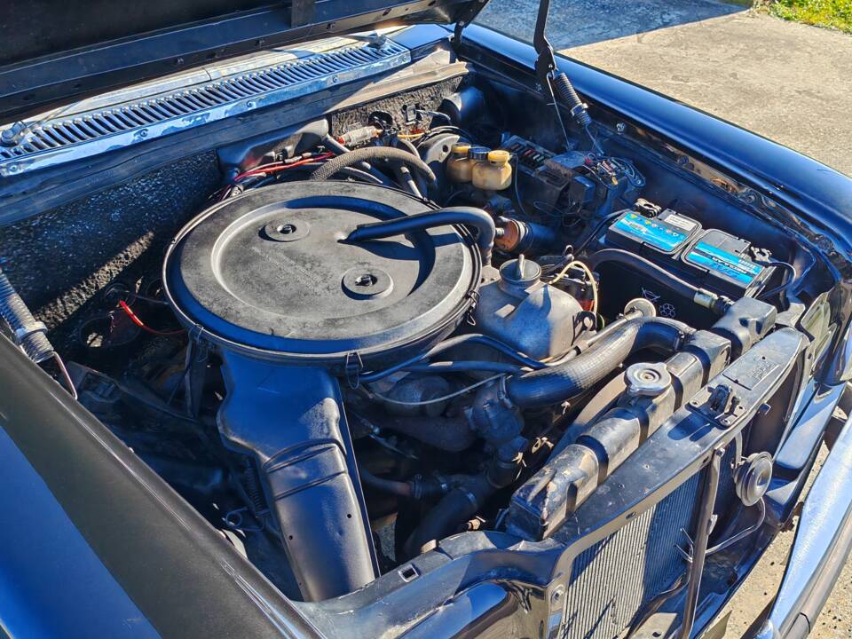 Bild 42/42 von Mercedes-Benz 250 C (1970)