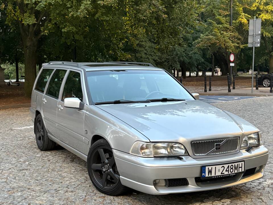 Bild 16/34 von Volvo V70 R AWD (1998)