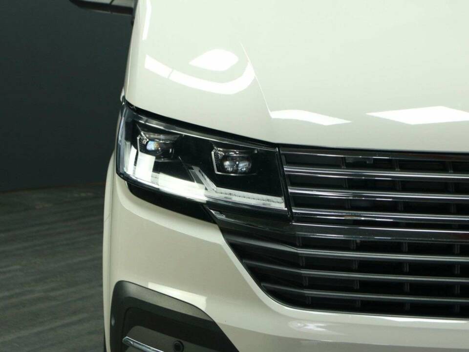 Image 35/50 of Volkswagen T6 Multivan 2.0 TDI (2020)