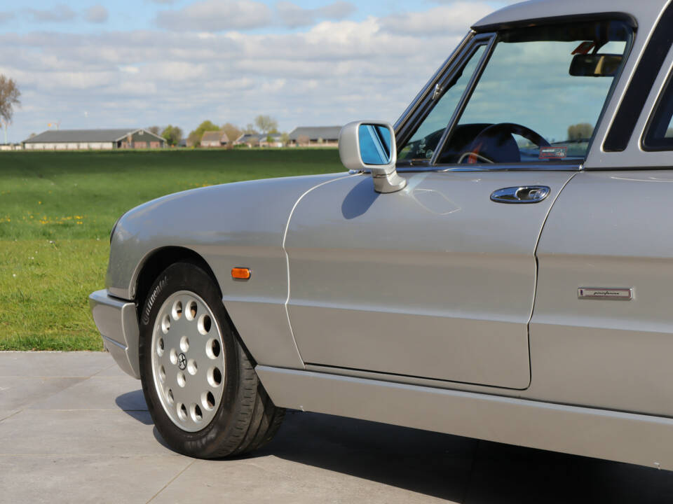 Image 15/50 of Alfa Romeo 2.0 Spider (1992)