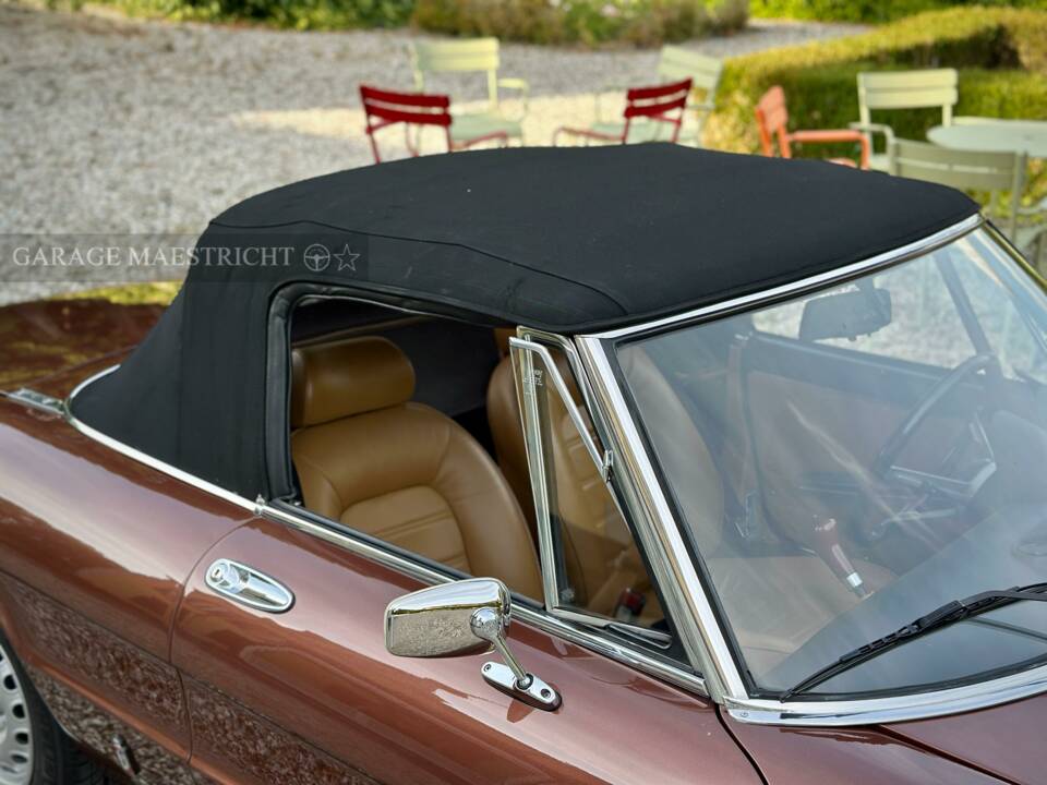 Image 78/100 of Alfa Romeo 2000 Spider Veloce (1980)