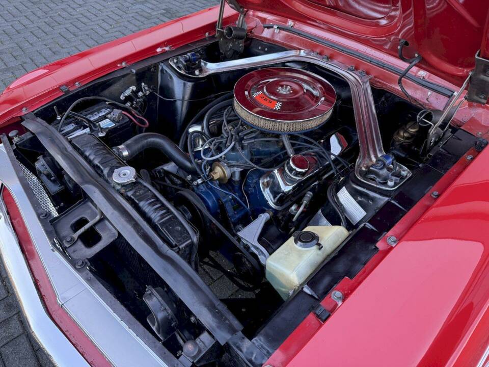 Image 36/50 of Ford Mustang 200 (1968)