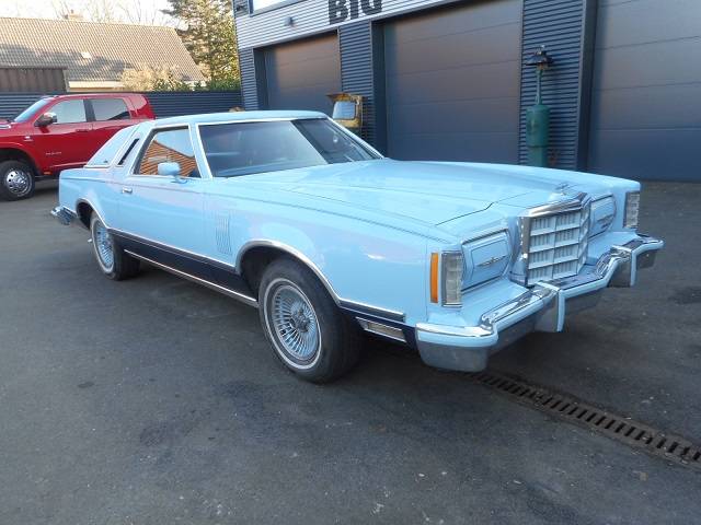 Image 2/23 of Ford Thunderbird Heritage Edition (1979)