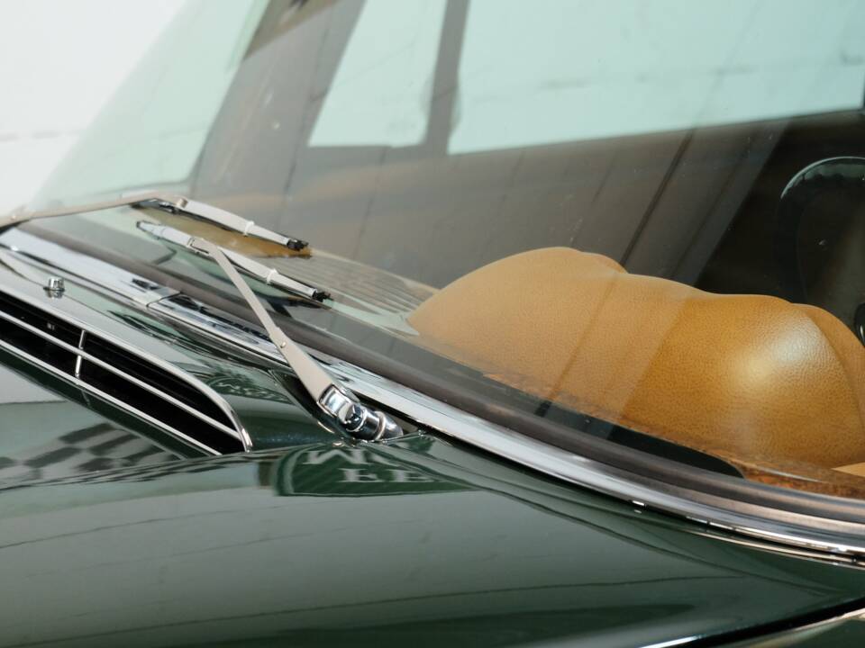 Immagine 6/29 di Mercedes-Benz 280 SE 3,5 (1970)
