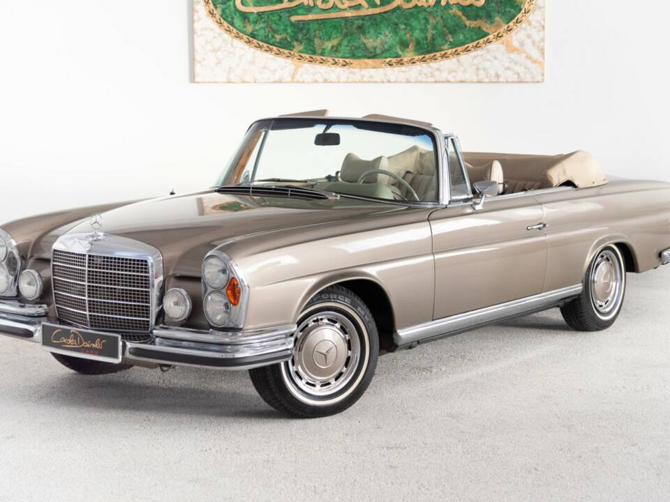 Bild 1/42 von Mercedes-Benz 280 SE 3,5 (1971)