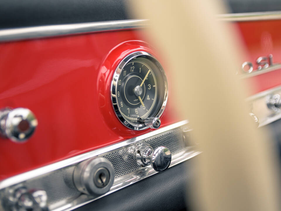 Image 27/38 of Mercedes-Benz 300 SL &quot;Gullwing&quot; (1955)