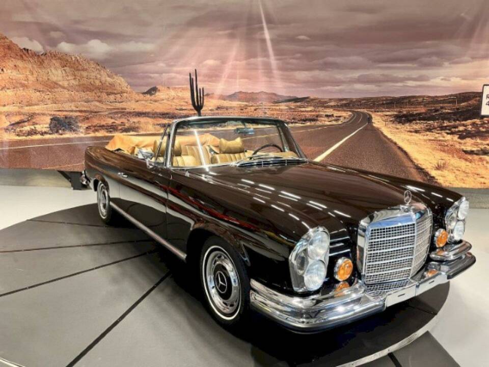 Bild 5/36 von Mercedes-Benz 280 SE 3,5 (1970)