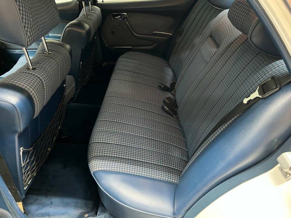 Imagen 15/17 de Mercedes-Benz 450 SEL (1980)