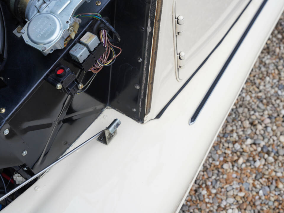 Image 16/50 of Morgan 4&#x2F;4 1800 (1994)