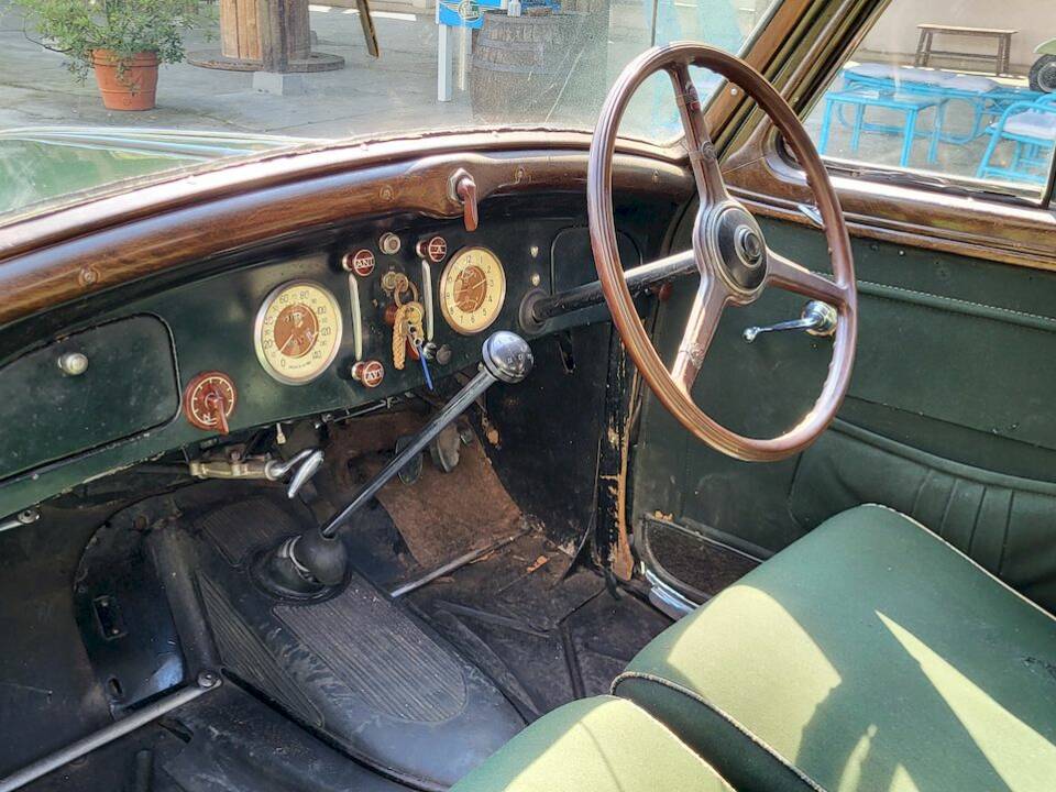 Image 57/75 of FIAT 1500 (1937)