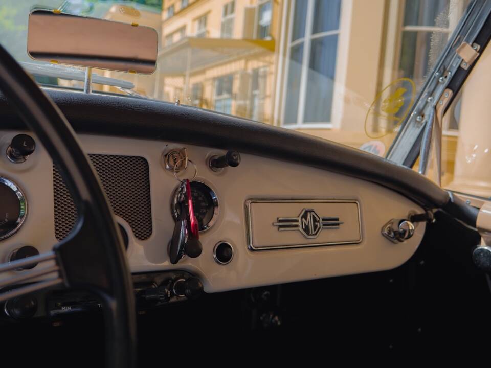 Afbeelding 11/49 van MG MGA 1600 (1958)