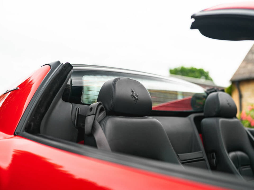 Image 15/30 of Ferrari 575 Superamerica F1 (2006)