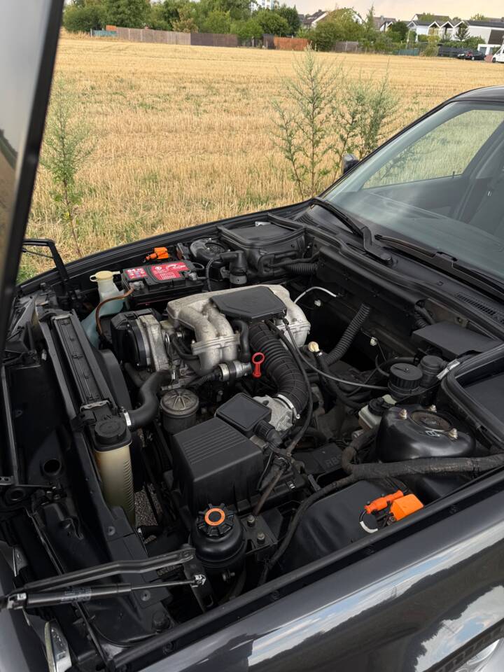 Bild 16/19 von BMW 518i (1993)