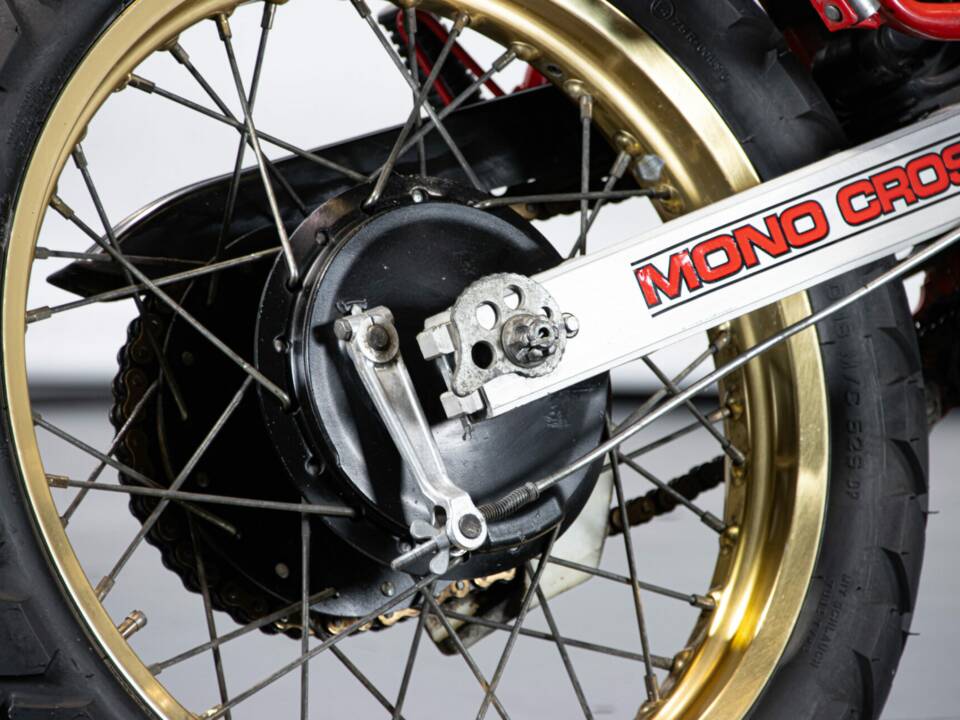 Image 11/50 of Yamaha XT 600 E (1985)