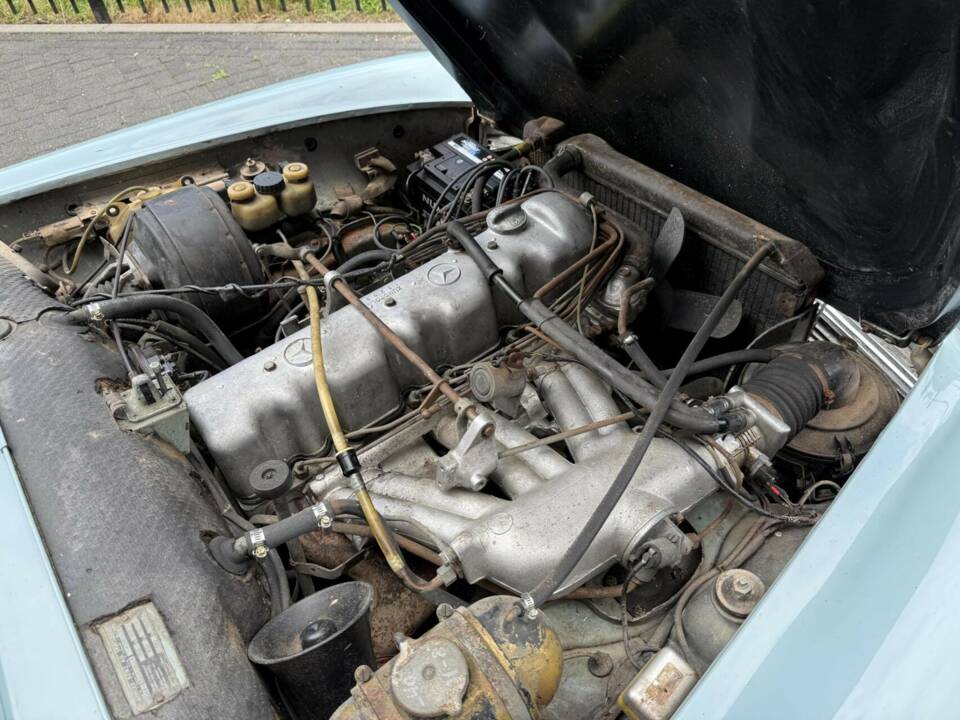 Image 39/43 de Mercedes-Benz 280 SL (1969)