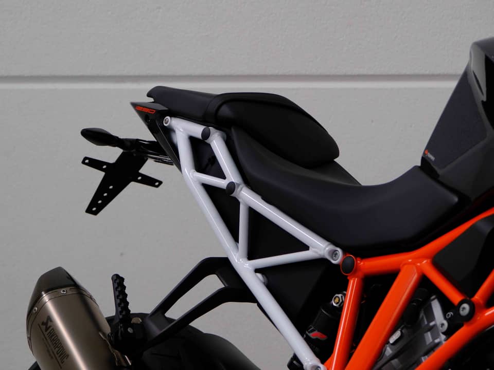 Image 27/83 of KTM 1290 Super Duke R (2018)