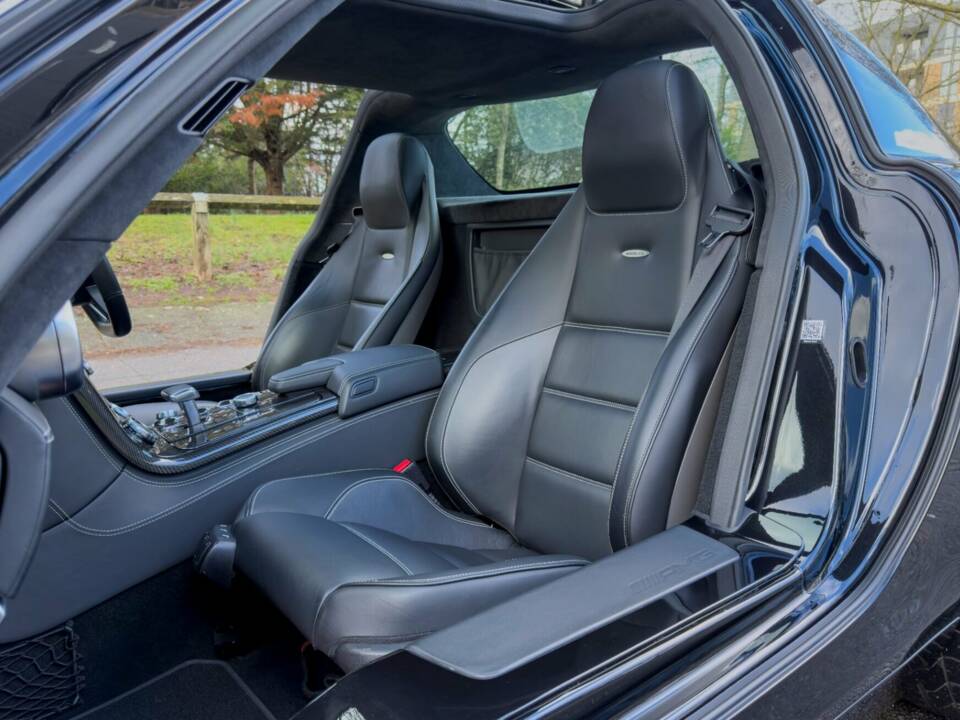 Bild 16/17 von Mercedes-Benz SLS AMG (2010)