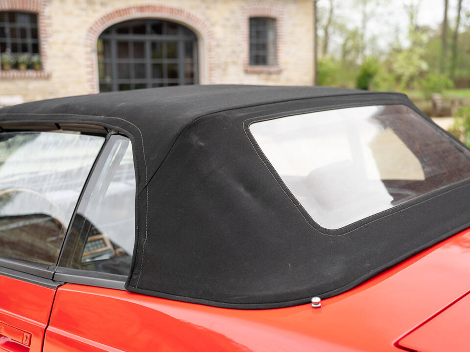Bild 27/56 von Maserati Spyder (1991)