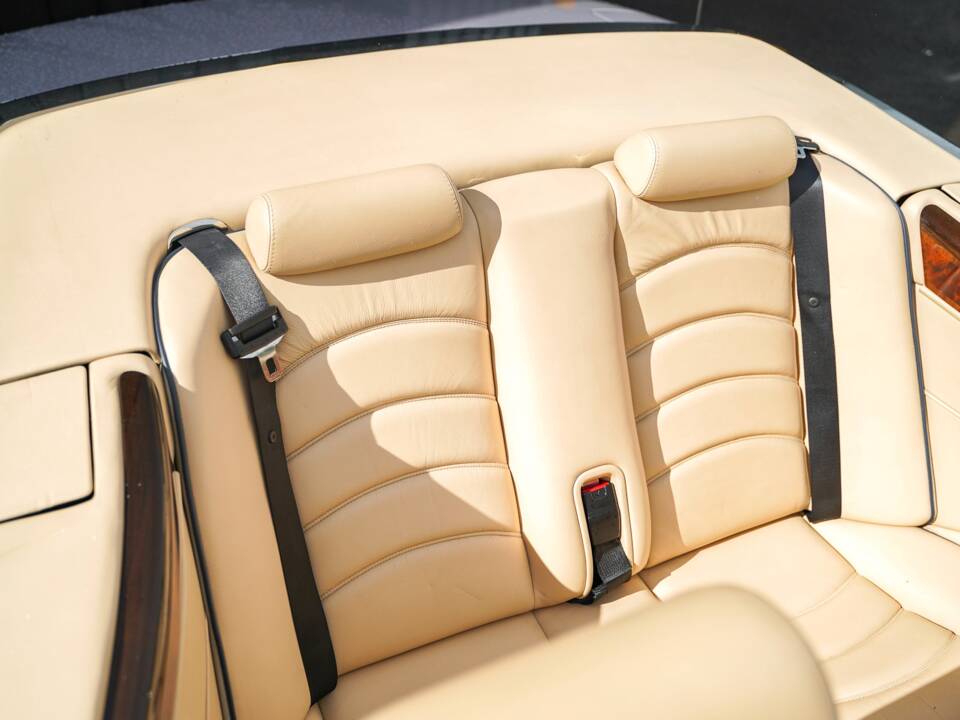 Bild 6/50 von Bentley Azure (2001)