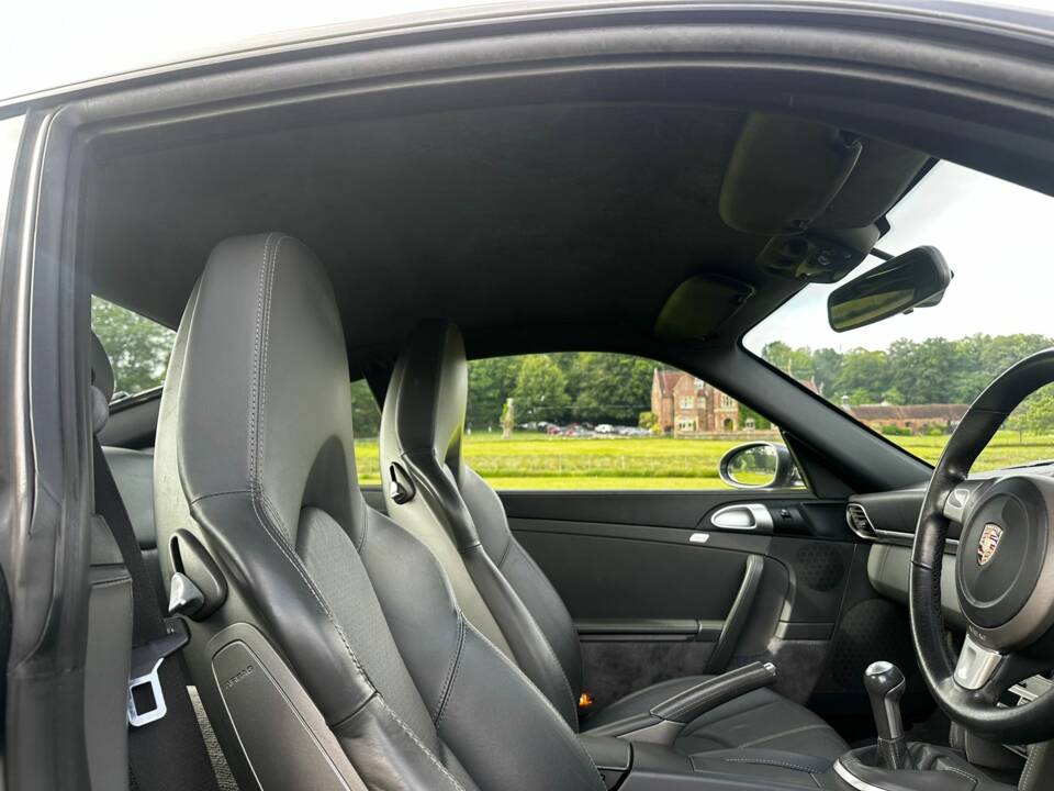 Afbeelding 22/53 van Porsche 911 Carrera S (2008)