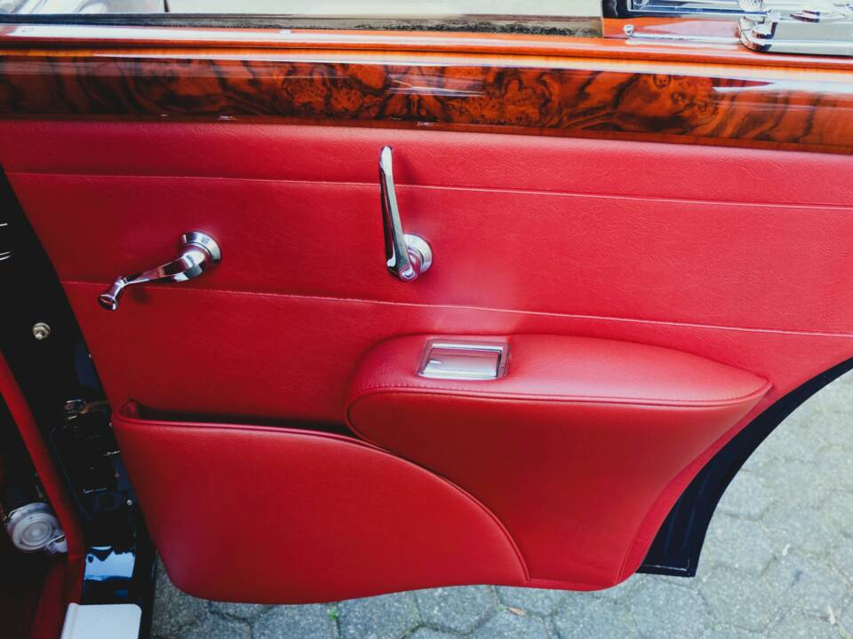 Bild 26/57 von Jaguar Mk II 3.4 (1967)